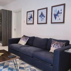 King Size Bed & 129 Mb Data Speed 1BR en suite with pool at Embassy Gardens Cantonment Accra