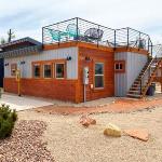 Timber & Tin F 2Bed 2Bath w Pool & Rooftop Deck
