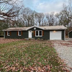 Remodeled Cottage With Sunroom