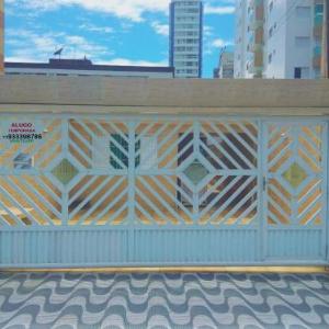 casa praia grande 400mts da praia tupi 3 dorm 2ban 2carros casa completa pague aqui