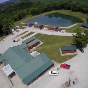 Country Cabins Hotel