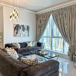 Luxurious High-Rise Apartment With Stunning Views Dubai