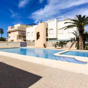 Els Molins con terraza de 25 metros a un paso del mar Les Marines Denia by costablancarent