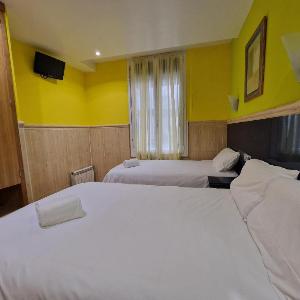 Pension Izar Bat Guesthouse - Self Check-in