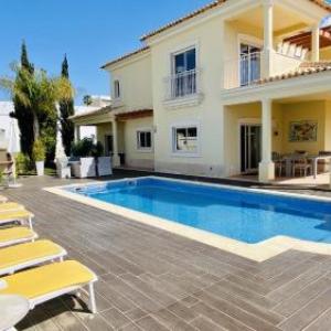 Sunshine - Private Pool - 8 Guests - Albufeira