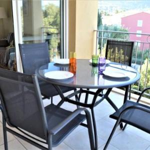 Appartement pour 4 pers. à Cavalaire avec climatisation et animaux acceptés - FR-1-226B-136