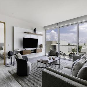 Luxurious 4BR condo by the beach - Rooftop pool