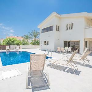 Protaras Holiday Villa Dv16