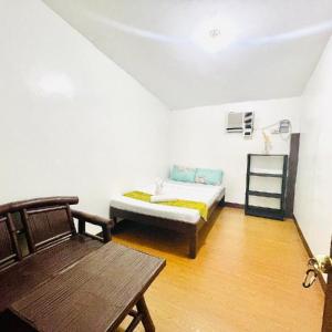 Amancio's Balai Room|SharedBath-Central Location