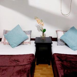 Amancio's Balai Prime Location Room w/Shared Bath
