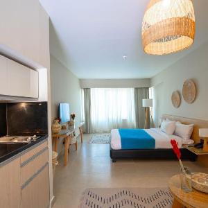 Superior Suite Back view Ground Floor 011