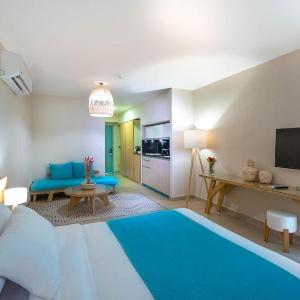 Superior Suite Back view Ground Floor 022