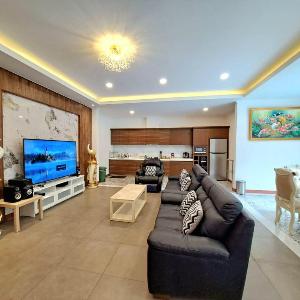 THE ALOSIA 5BR Villa Private Pool Vimala Hills