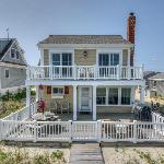 Sunrise Surf: Oceanfront Cape Cod Home