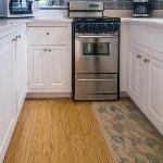 Adorable oceanfront cottage on Spring Hill Beach