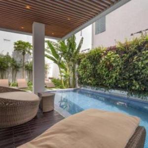 Perfect Son Tra Beach Villa Da Nang with sea view