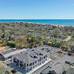 TJs Tide: Prime Location Condo w/ Outdoor Deck Massachusetts