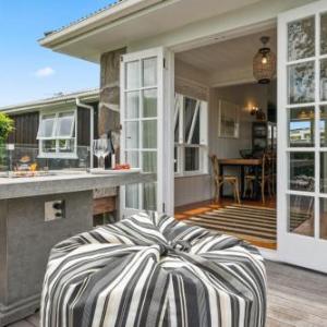 Mid-Century Charm - Taupo Holiday Home