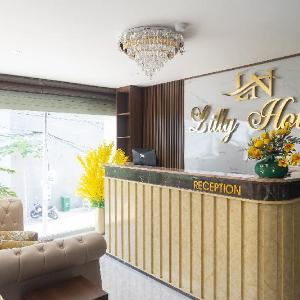 LILLY HOTEL