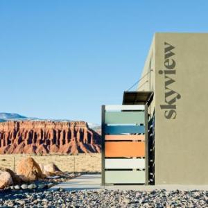 Skyview Hotel