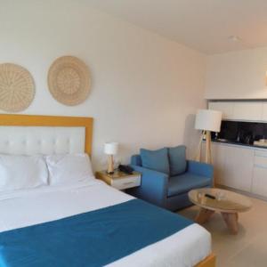 SUPERIOR SUITE WITH SEA VIEW 318
