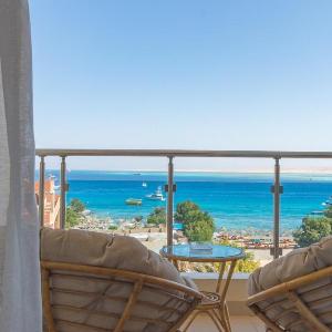 FAMILY SUITE WITH SEA VIEW 320