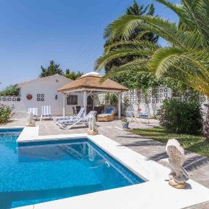 Stunning Villa with pool by Costarentals - Ref 30