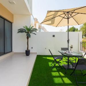 Modern 3BR Villa w/ Rooftop & Private Backyard!