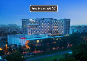 Santika Premiere Dyandra Hotel & Convention - Medan, Medan