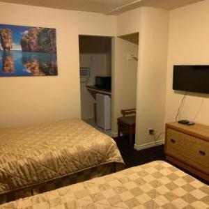 Windsor Hotels Deals At The 1 Hotel In On Canada Travellers Choice Motel