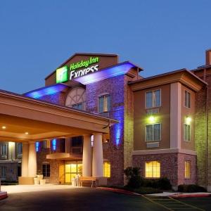 Holiday Inn & Suites San Antonio Northwest an IHG Hotel