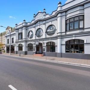 The Cornwall Historic Hotel