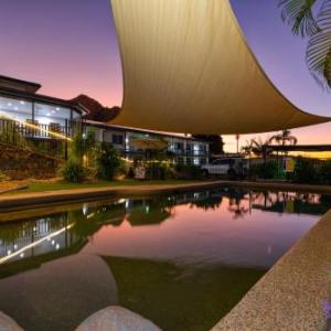 Queensland Country Bank Stadium Hotels - Island View Motel