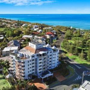 Hotels near Sunshine Coast Stadium - Beachside Resort Kawana Waters