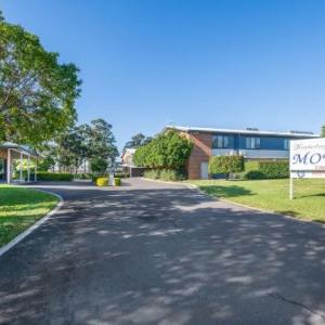 Hawkesbury Race Club Motel