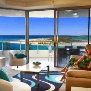 Hotels near The Events Centre Caloundra - Monaco Caloundra