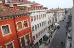 Verona Italy Hotels - B&B Alla Casa Di Lucia