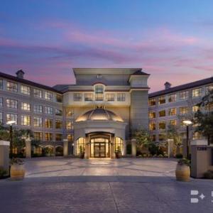 Hotels near Prospera Place - The Royal Kelowna - Bellstar Hotels & Resorts