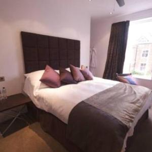 Hotels near Moor Park Preston - The Rooms Lytham