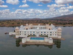 juSTa Lake Nahargarh Palace, Chittorgarh