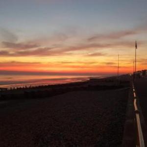 Hotels near De La Warr Pavilion - Bexhill Beach Residence Bed & Breakfast