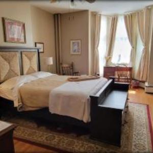 Hotels near Bates College - Inn at the Agora