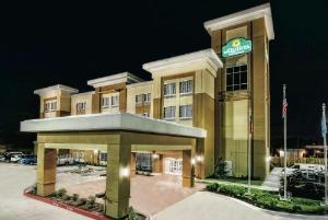 La Quinta by Wyndham Victoria - South, Victoria