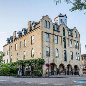 Farm League Brewing Cambridge Hotels - The Arlington Hotel - BW Signature Collection