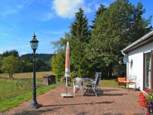Cozy Holiday Home in Hildfeld with Private Garden, Winterberg