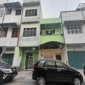 SPOT ON 92236 Kediri Family Homestay