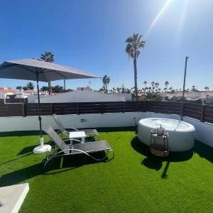 Casa Luna Kingbed and Jacuzzi