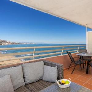 Beachfront Stella Maris by Costarentals - Ref 36