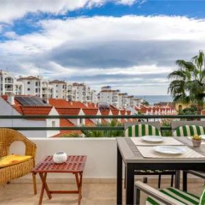 Lovely penthouse by Costarentals - Ref M15