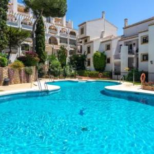 Cozy apartment with pool by Costarentals - Ref 153